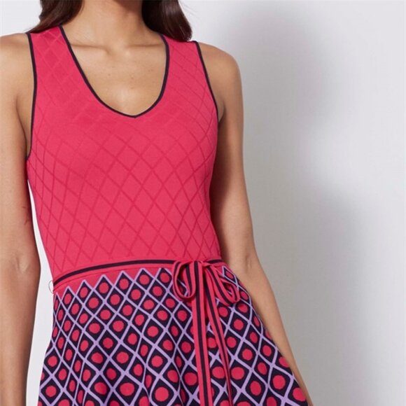 Carlisle "Cosmopolitan" Knit Dress, Size S. Excellent Condition. Missing Belt - Picture 3 of 4